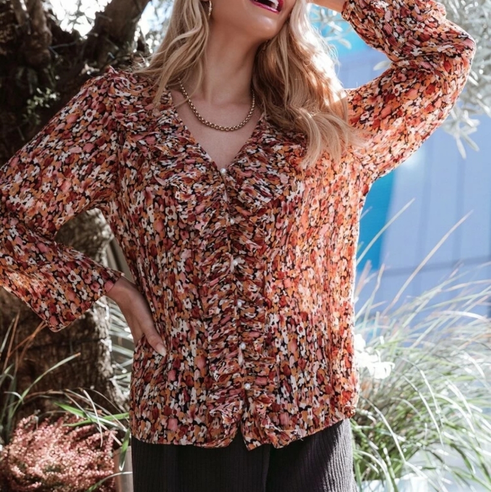 Top - Picture 2 of 4